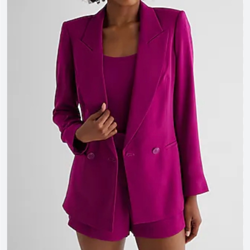 Double-breasted blazer
Express EXTRA SMALL